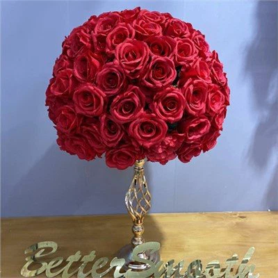 Trung tâm bóng hoa hồng đỏ