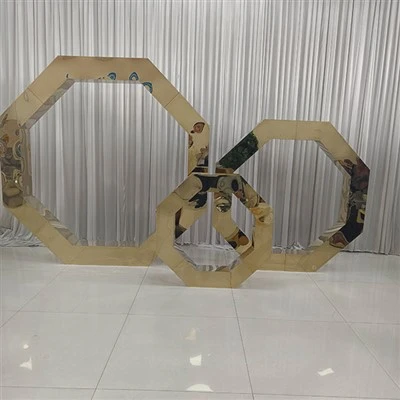 Vòm lục giác kim loại